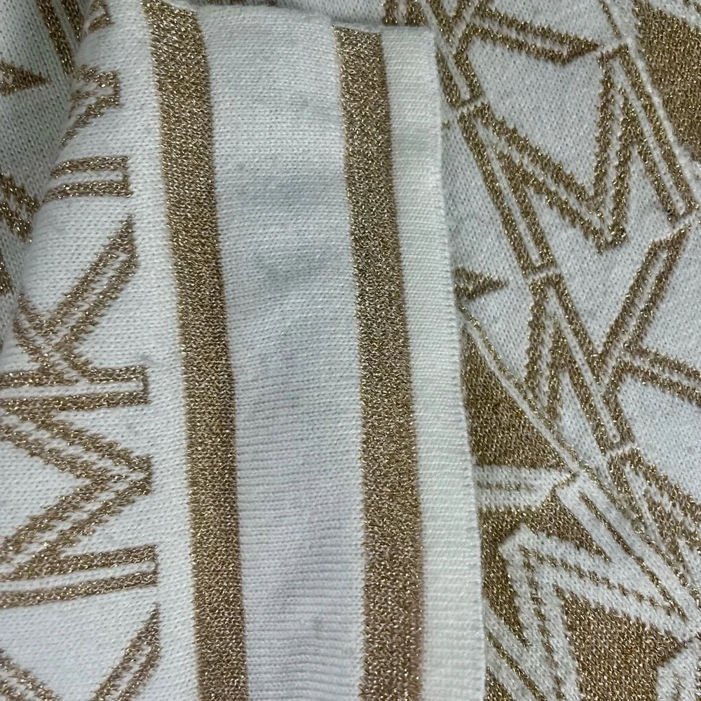 Michael Kors Beige and White Gold Logo Scarf 60 in L Gently Used - Picture 5 of 6